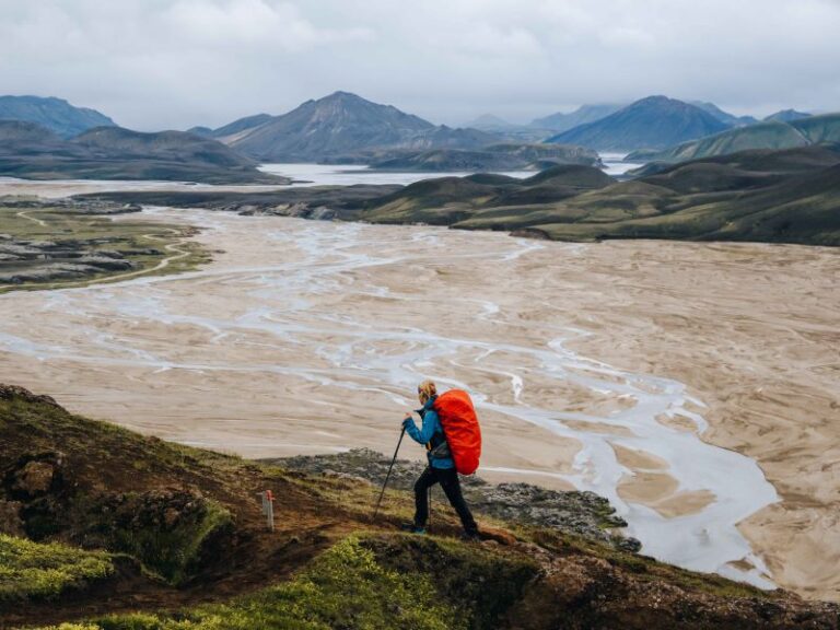 Wandelen in IJsland over de laugavegur trail