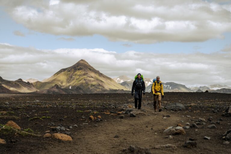 Wandelen in IJsland over de laugavegur trail