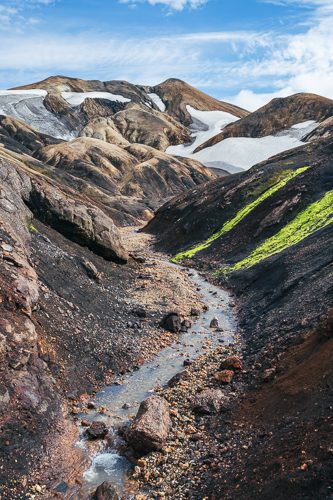 Wandelen in IJsland over de laugavegur trail