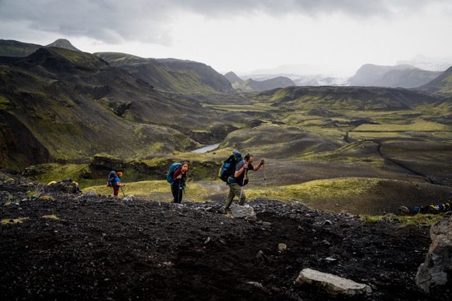 Wandelen in IJsland over de laugavegur trail